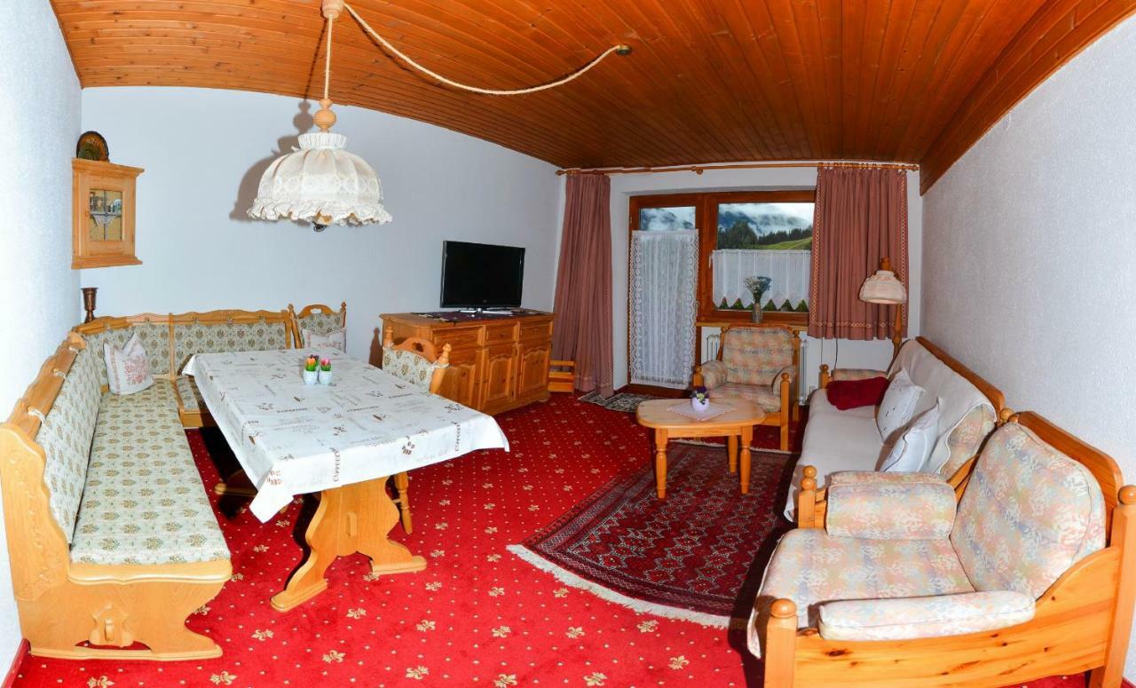 Ferienwohnung Frauenschuh Vorderhornbach Exteriér fotografie